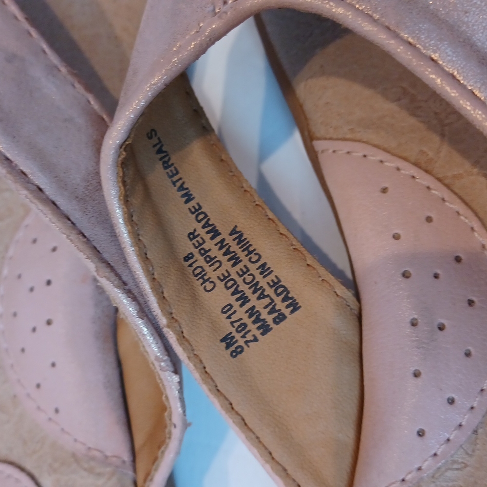 BORN SANDALS - Picture 5 of 6